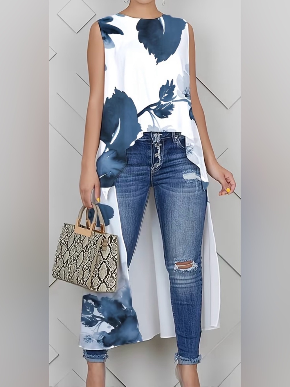 Sleeveless high-low Top